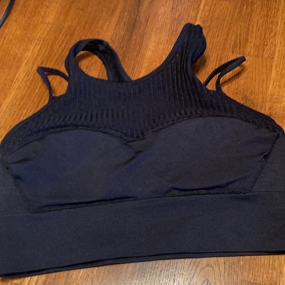 🌸NWT SOFIA VERGARA Seamless Sports Bra - size Small 4-6 - Picture 7 of 13